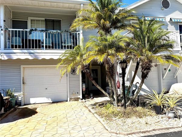 2111 VISTA DEL SOL CIRCLE, Unit 403, LUTZ, FL 33558