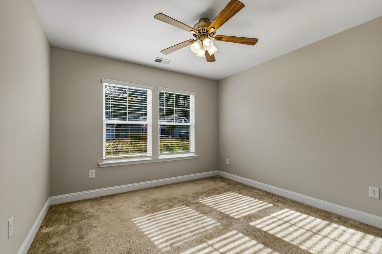 3716 Park Pointe Ave. Photo 16