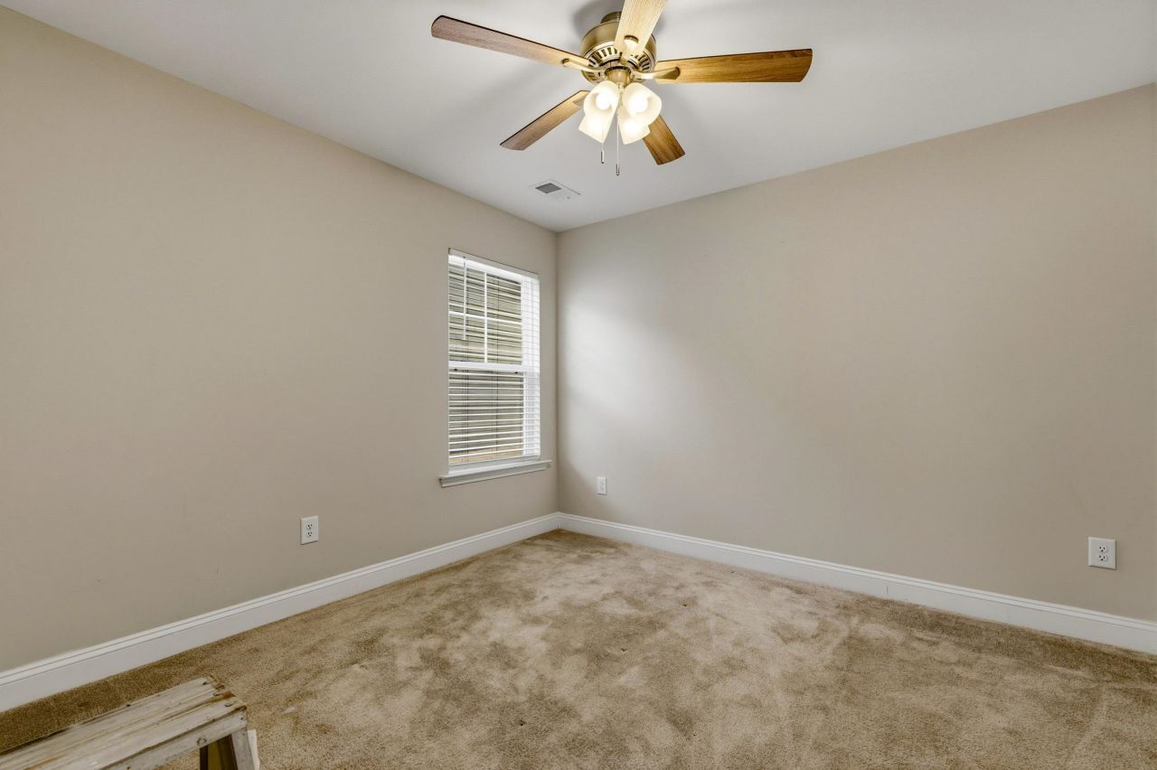 3716 Park Pointe Ave. Photo 18