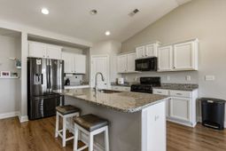 3716 Park Pointe Ave. photo 4