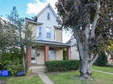 1053 3RD STREET, WHITEHALL, PA 18052