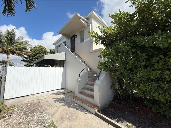 2311 NW 15th St, Unit B, Miami, FL 33125