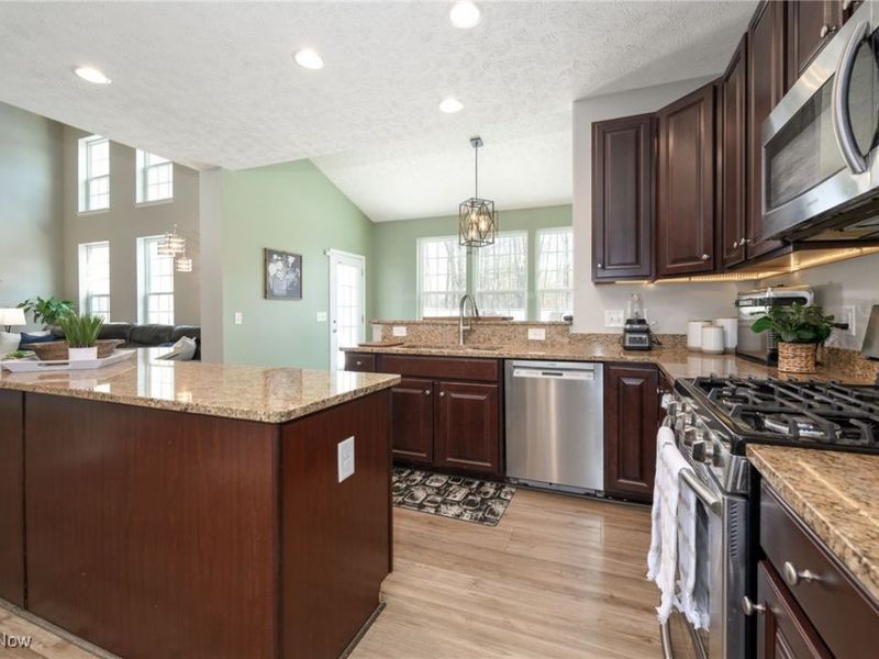 3910 Willow Way, Kent, OH 44240 Photo 11