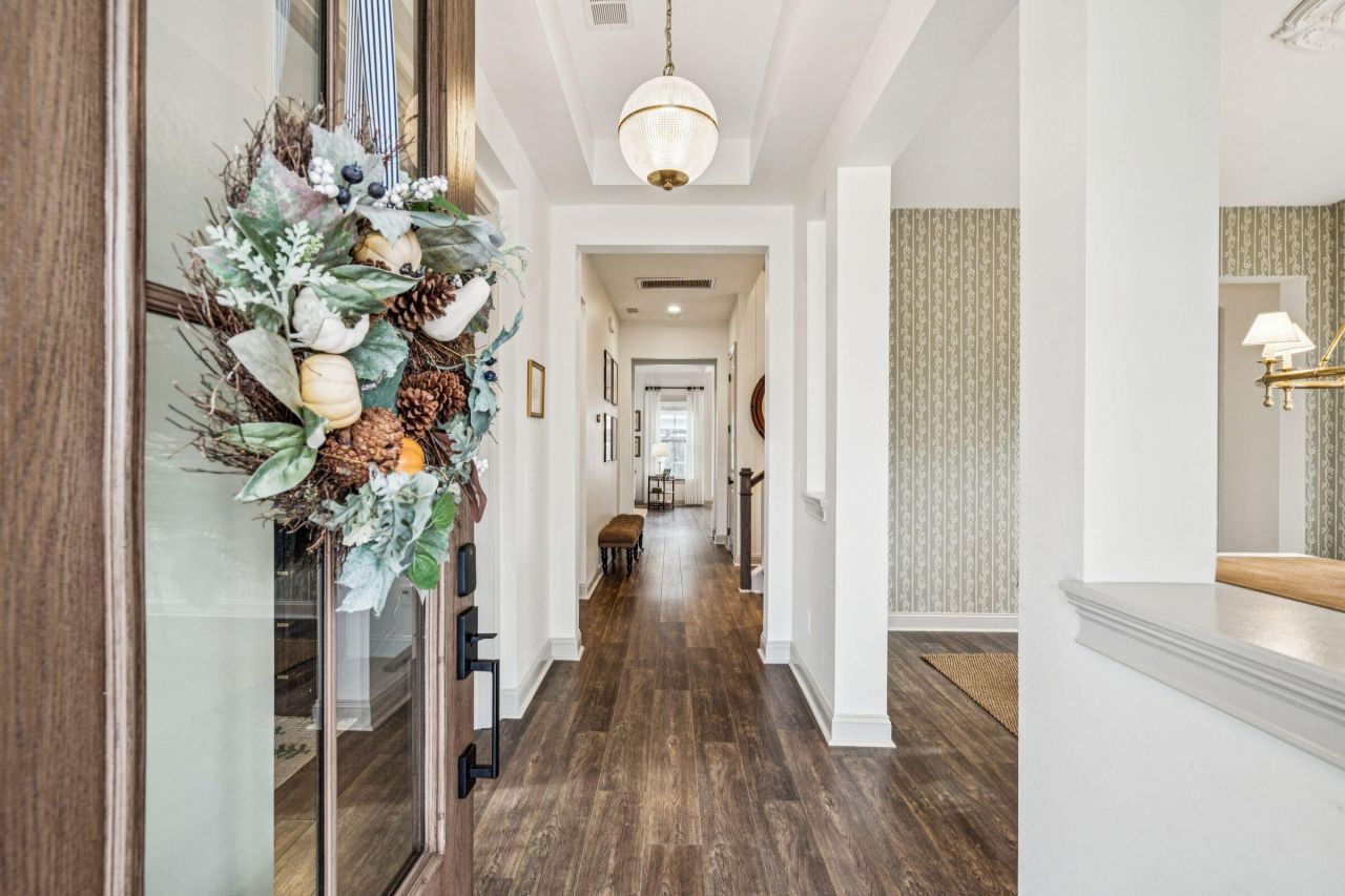 3621 Woodend Way Photo 10