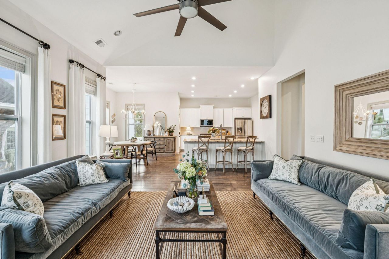 3621 Woodend Way Photo 16