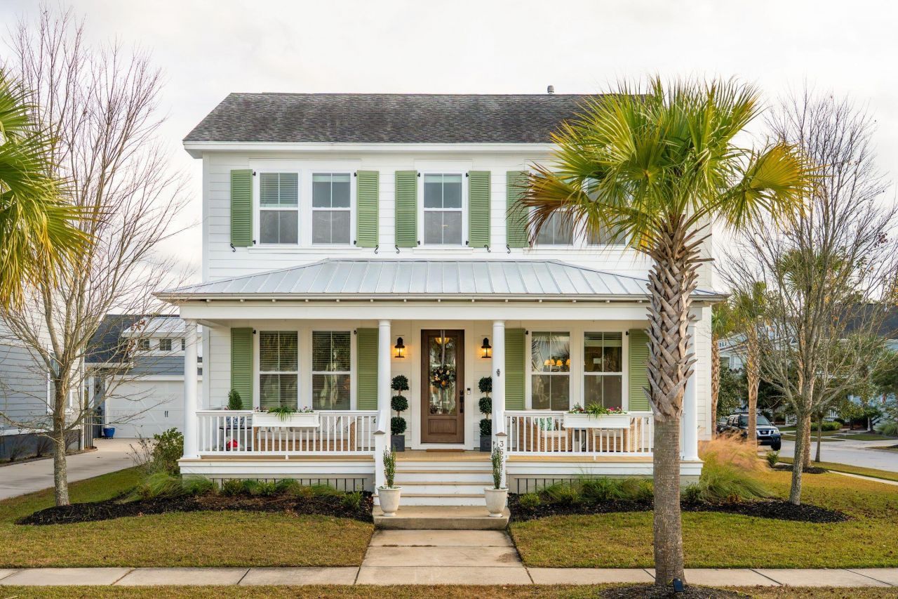 3621 Woodend Way Photo 2