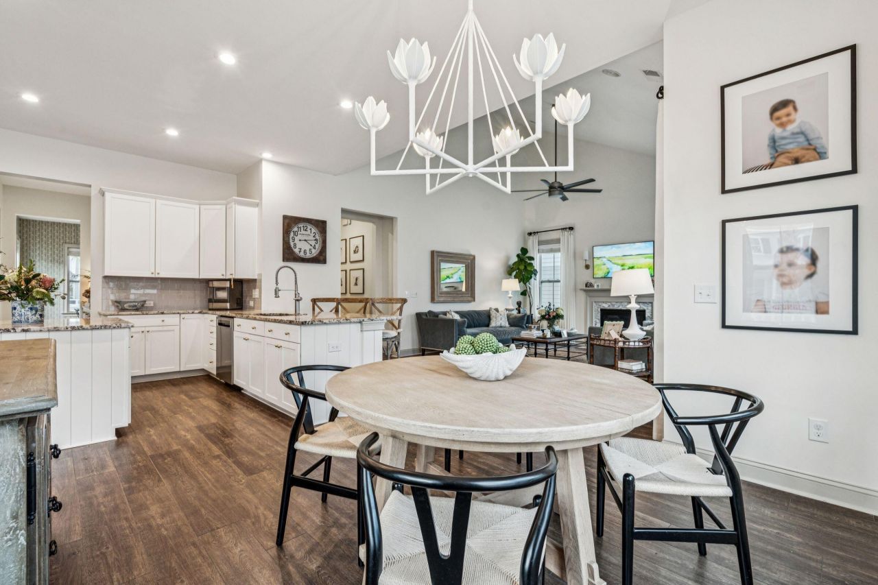 3621 Woodend Way Photo 29