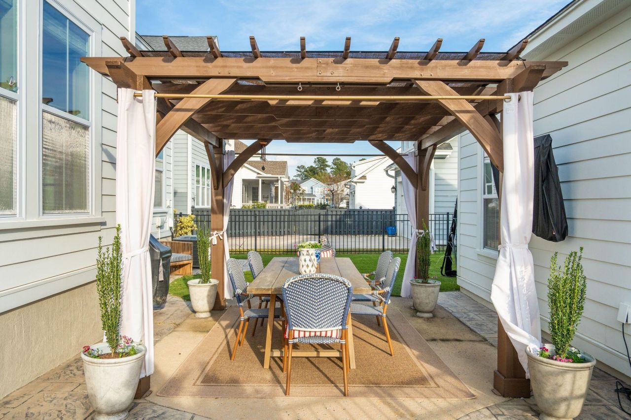 3621 Woodend Way Photo 66