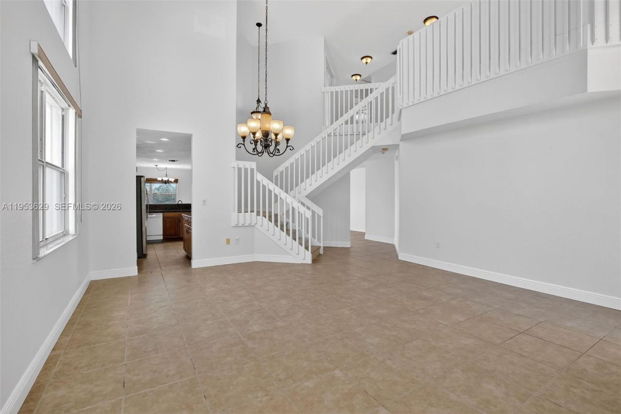 1303 NW 167th Ave, Pembroke Pines, FL 33028 Photo