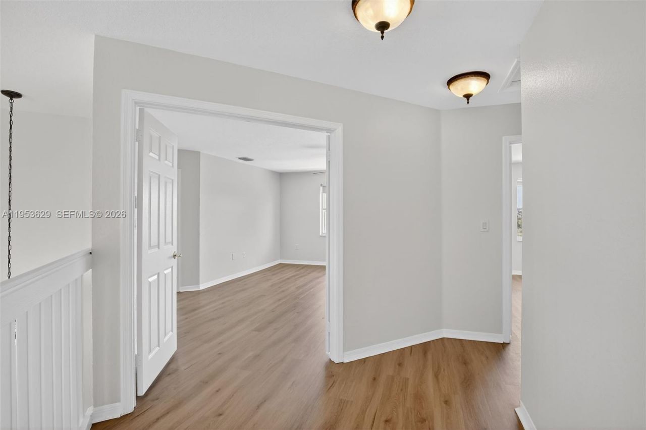 1303 NW 167th Ave, Pembroke Pines, FL 33028 Photo