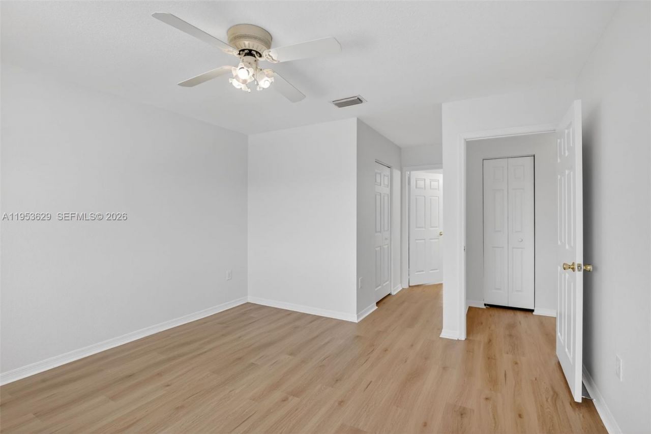 1303 NW 167th Ave, Pembroke Pines, FL 33028 Photo