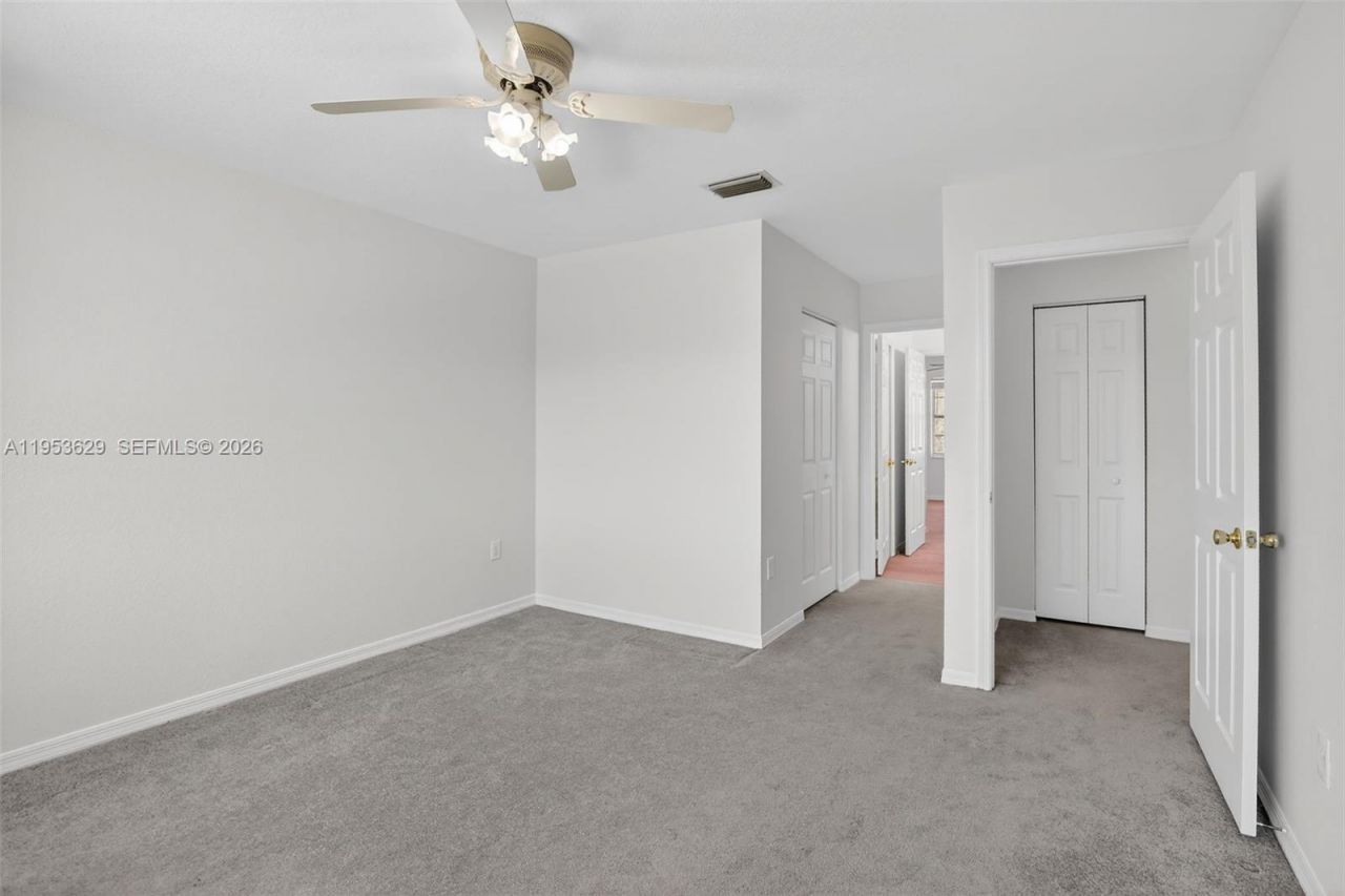 1303 NW 167th Ave, Pembroke Pines, FL 33028 Photo