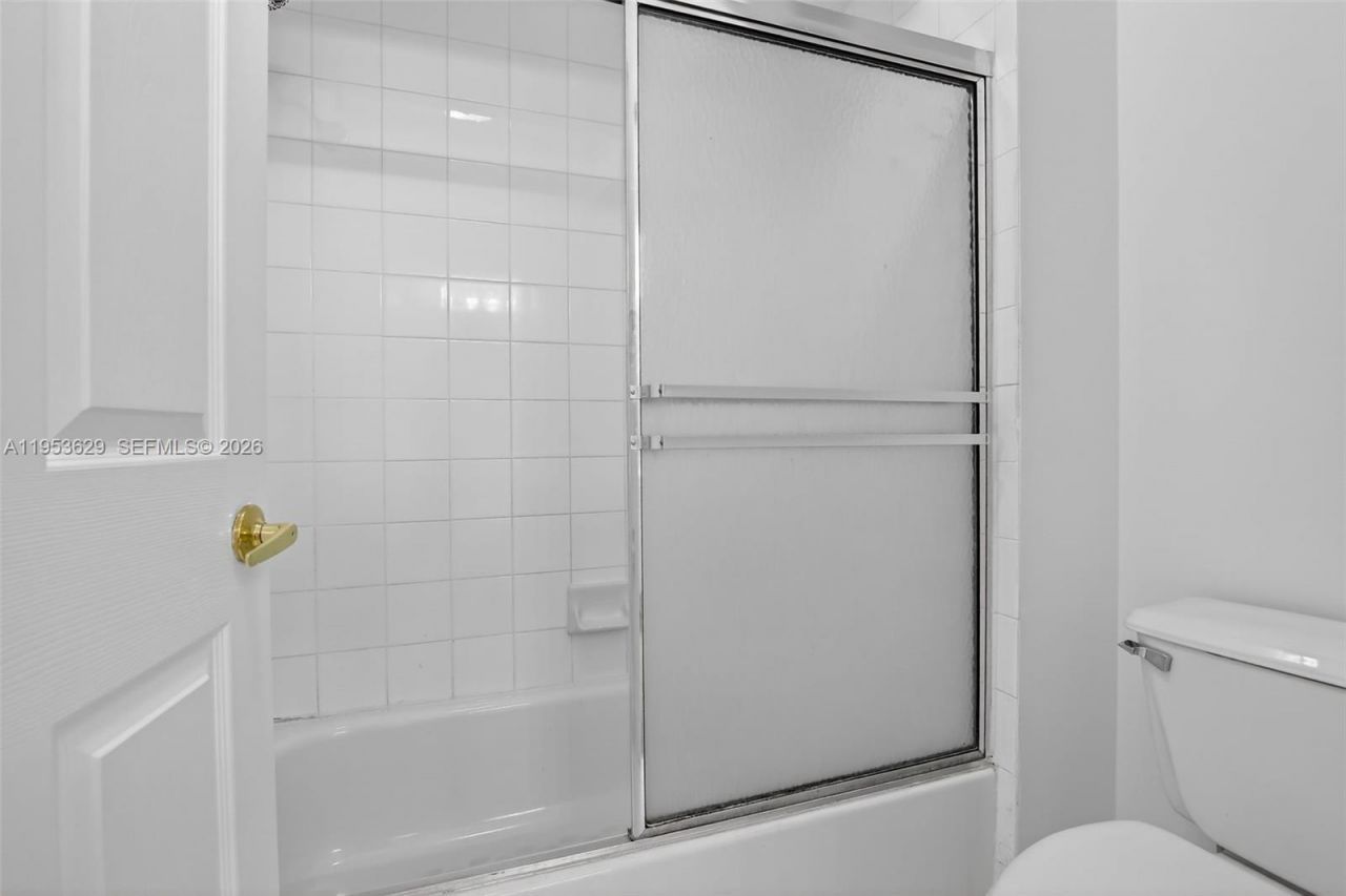 1303 NW 167th Ave, Pembroke Pines, FL 33028 Photo