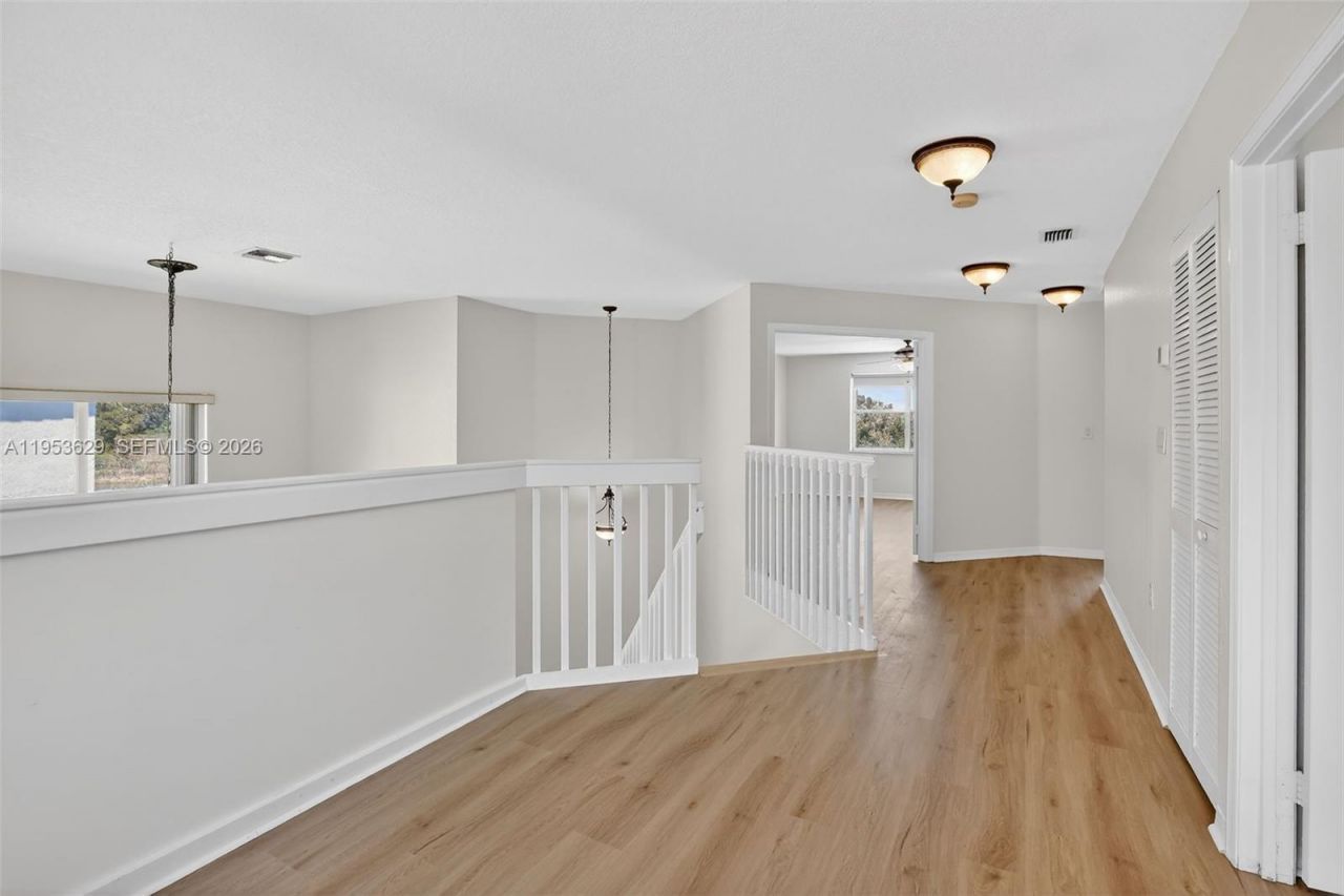 1303 NW 167th Ave, Pembroke Pines, FL 33028 Photo