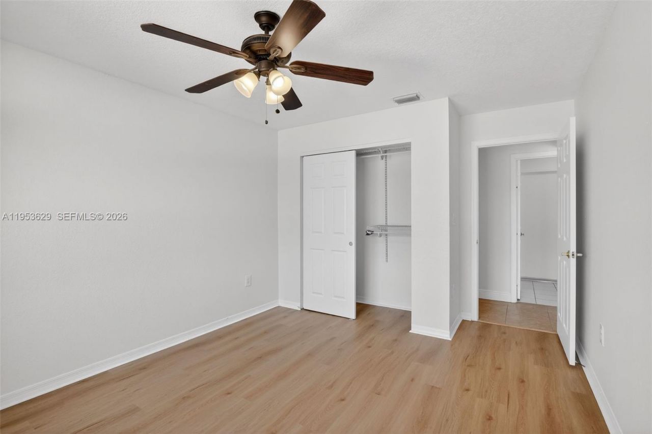 1303 NW 167th Ave, Pembroke Pines, FL 33028 Photo