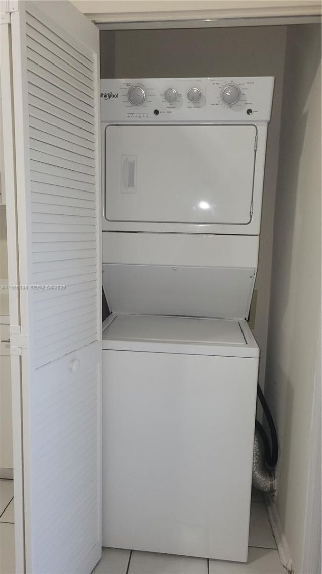 16679 Hemingway Dr, Weston, FL 33326 Photo