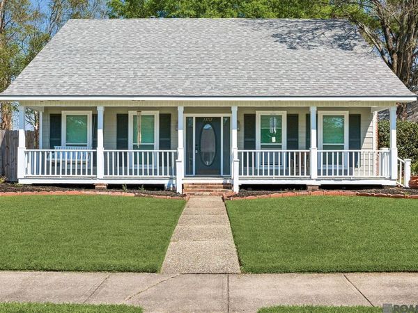 13717 Cedar Ridge Ave, Baton Rouge, LA 70817