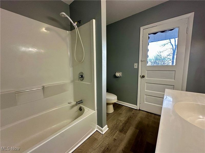 2526 Valley View Drive, Belpre, OH 45714 Photo 29