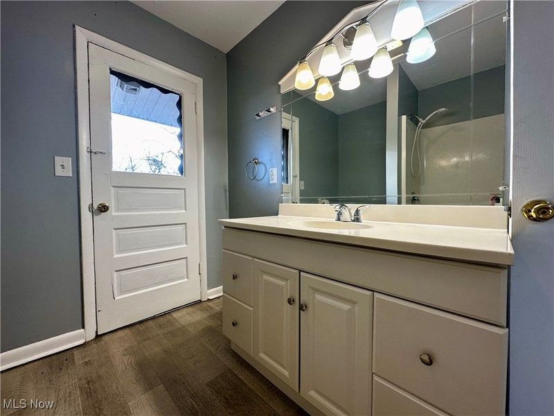 2526 Valley View Drive, Belpre, OH 45714 Photo 30