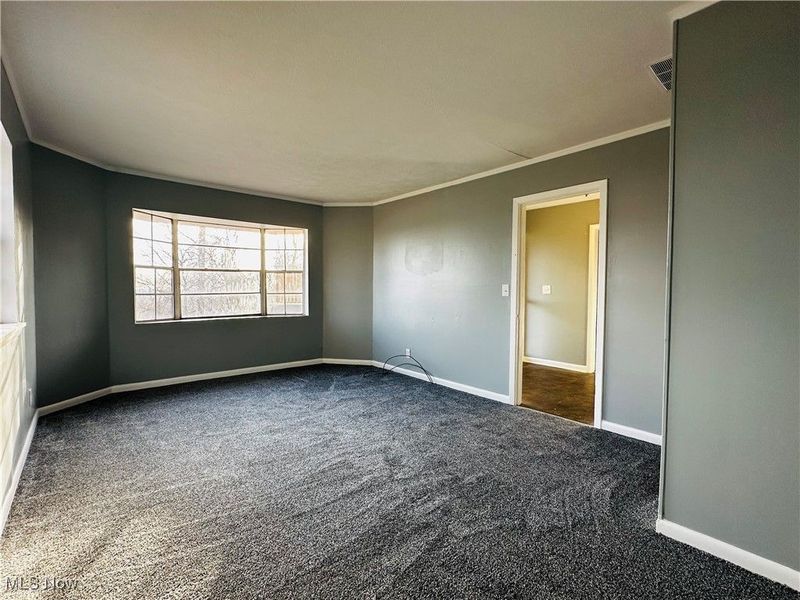 2526 Valley View Drive, Belpre, OH 45714 Photo 4