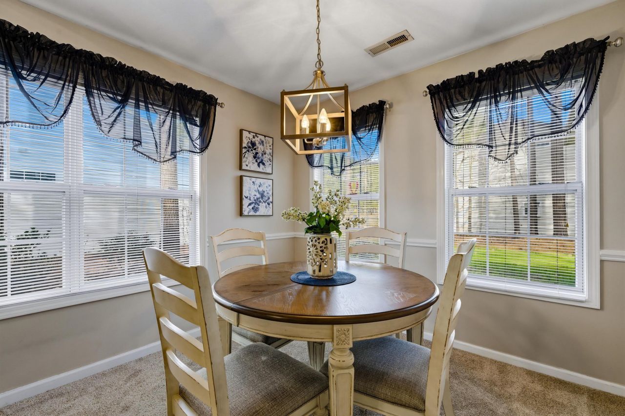 496 Charter Dr. Photo 12