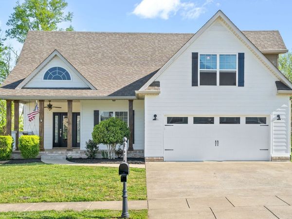 1333 Judge Tyler Dr, Clarksville, TN 37043