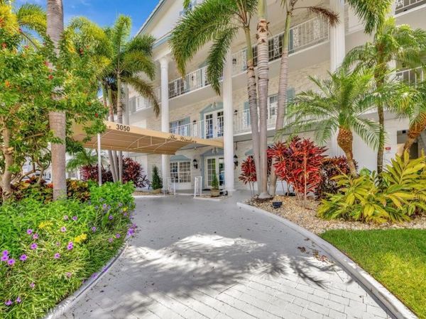 3050 NE 48th Street, Unit 107, Fort Lauderdale, FL 33308