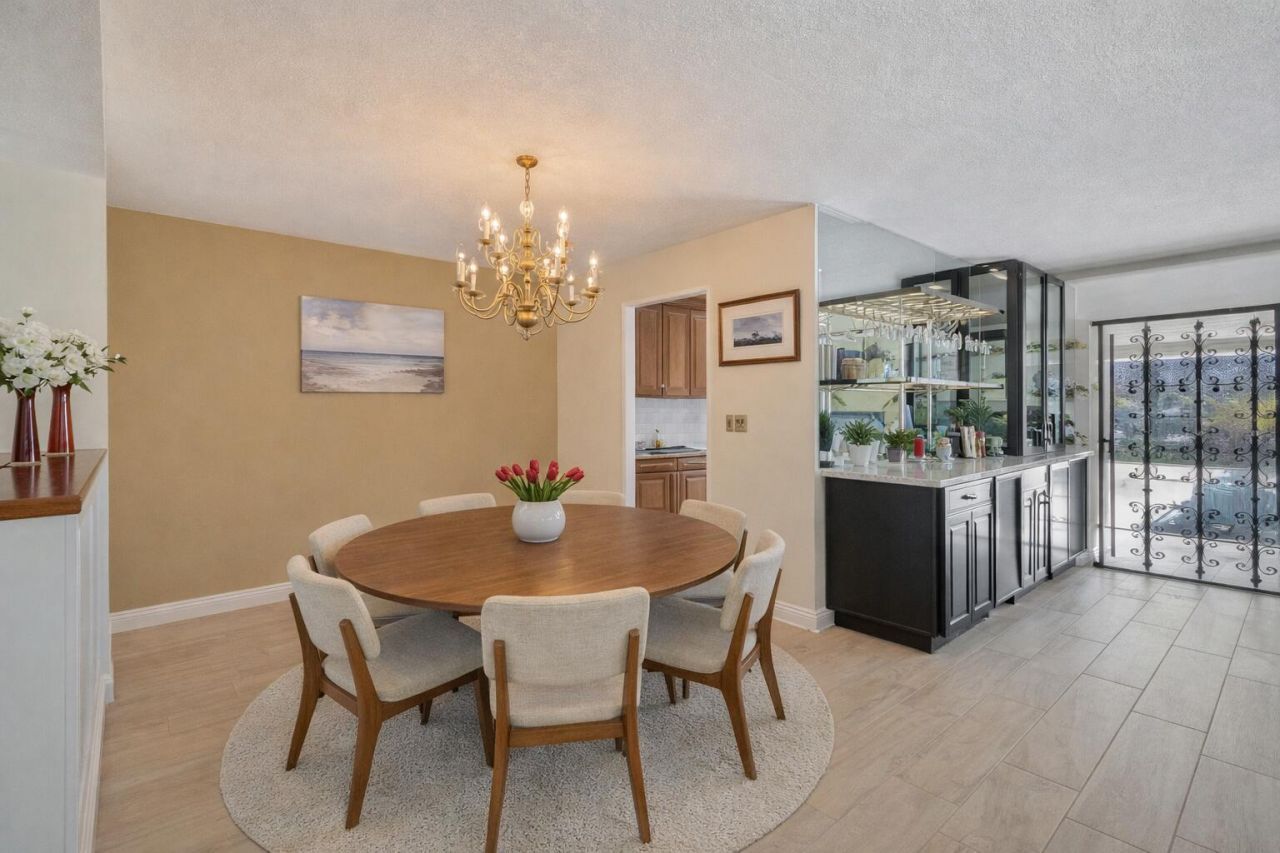 3050 NE 48th Street, Unit 107, Fort Lauderdale, FL 33308 Photo