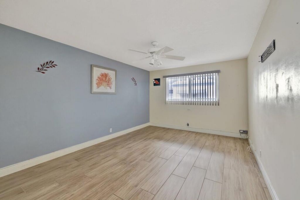 3050 NE 48th Street, Unit 107, Fort Lauderdale, FL 33308 Photo