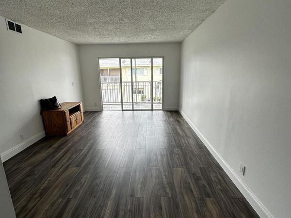 1501 Crescent Circle, Unit C27, Lake Park, FL 33403