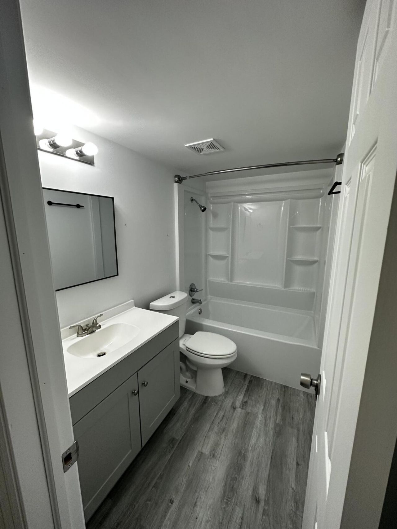 1501 Crescent Circle, Unit C27, Lake Park, FL 33403 Photo