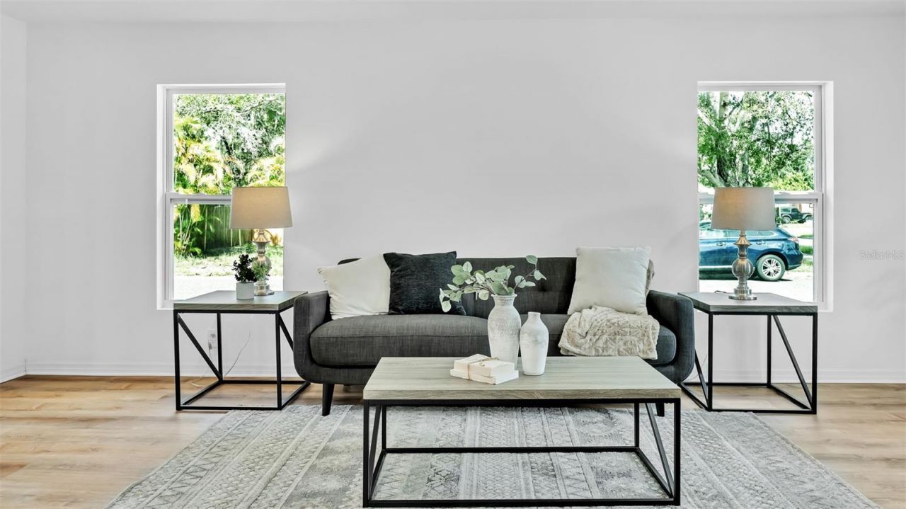 4694 Yarmouth Avenue S, Saint Petersburg, FL 33711 Photo