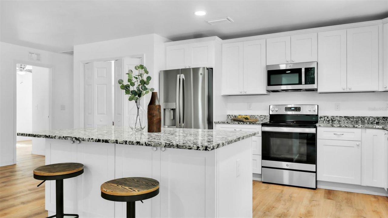 4694 Yarmouth Avenue S, Saint Petersburg, FL 33711 Photo