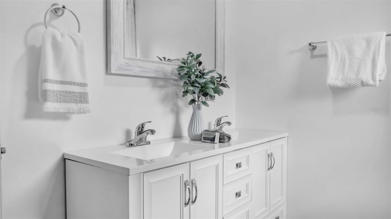 4694 Yarmouth Avenue S, Saint Petersburg, FL 33711 Photo