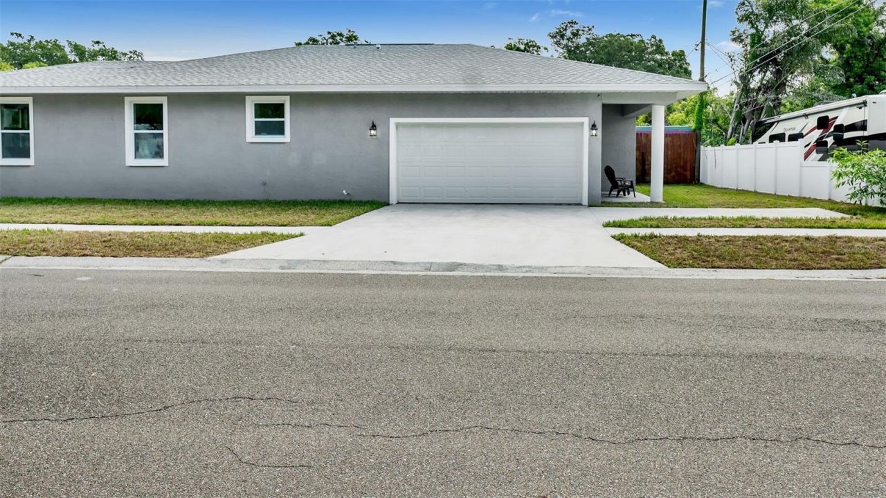 4694 Yarmouth Avenue S, Saint Petersburg, FL 33711 Photo