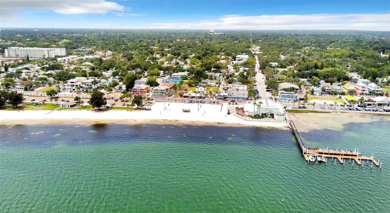 4694 Yarmouth Avenue S, Saint Petersburg, FL 33711 Photo