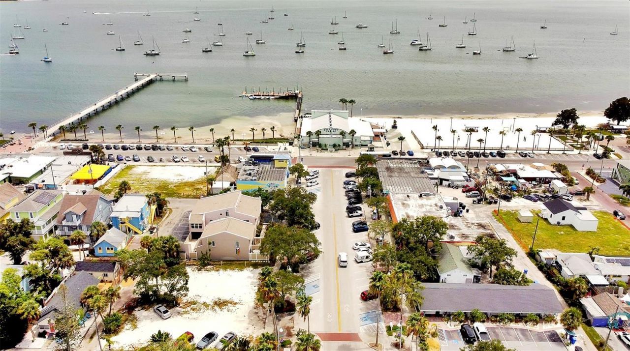 4694 Yarmouth Avenue S, Saint Petersburg, FL 33711 Photo