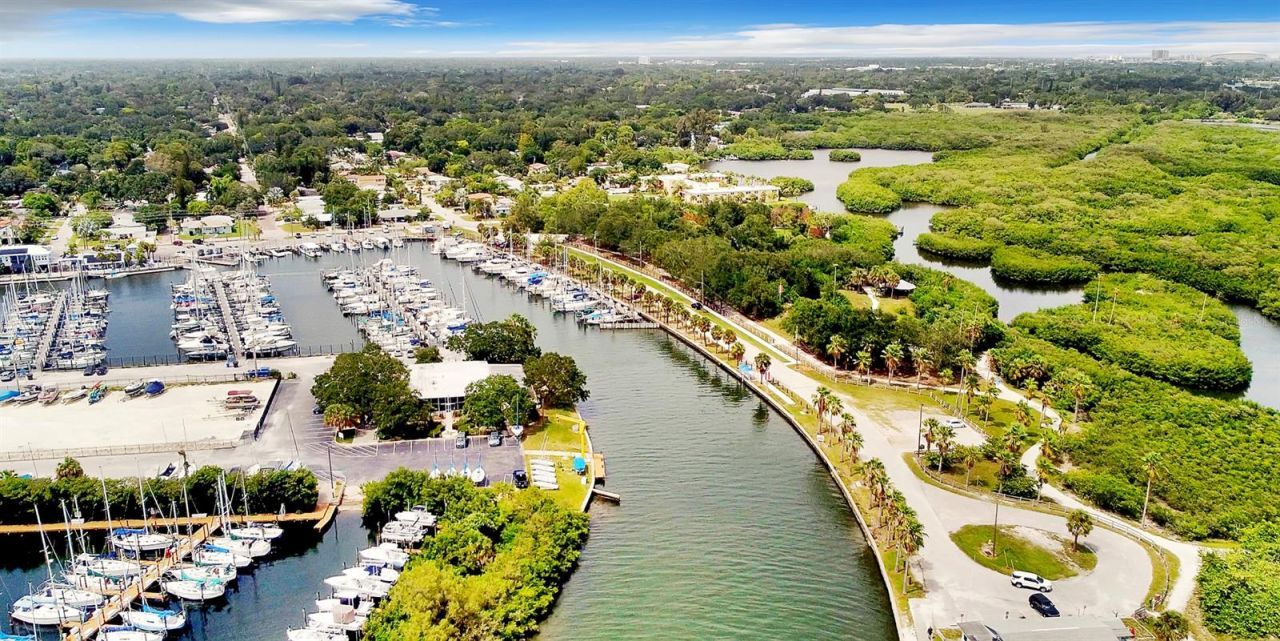 4694 Yarmouth Avenue S, Saint Petersburg, FL 33711 Photo