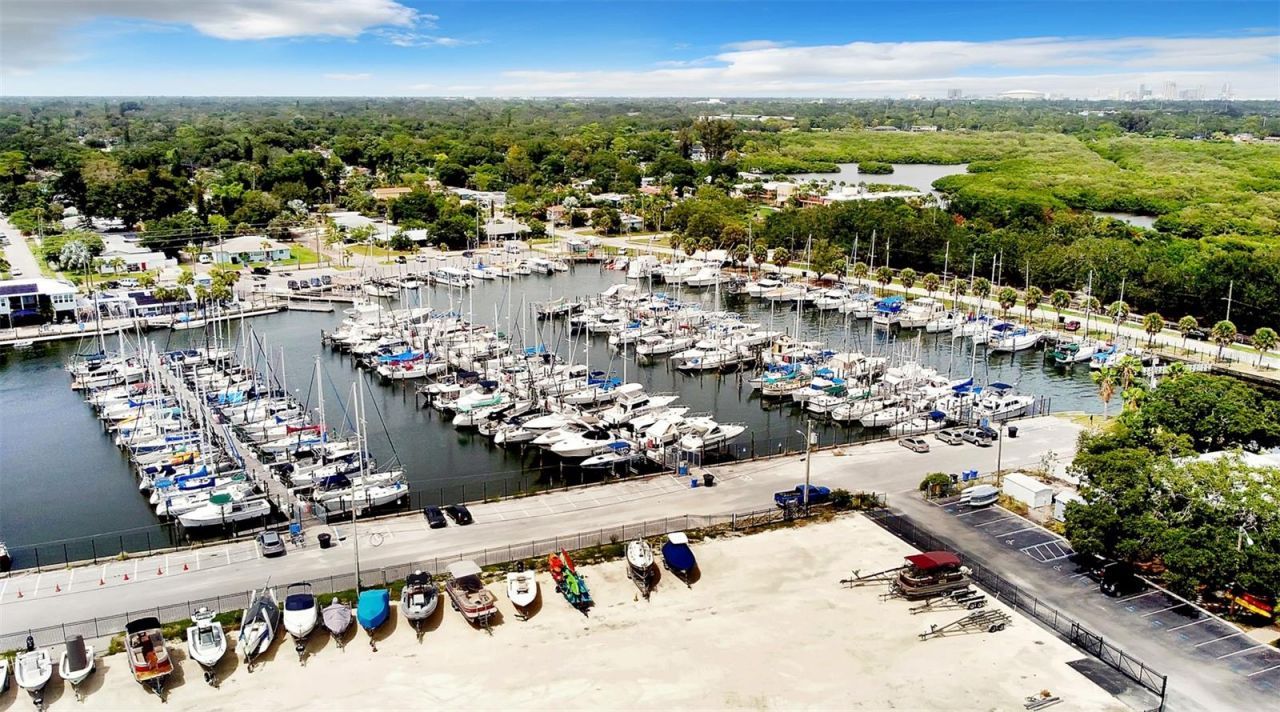 4694 Yarmouth Avenue S, Saint Petersburg, FL 33711 Photo