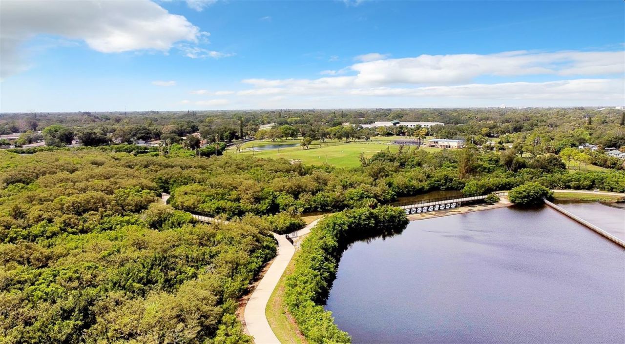 4694 Yarmouth Avenue S, Saint Petersburg, FL 33711 Photo