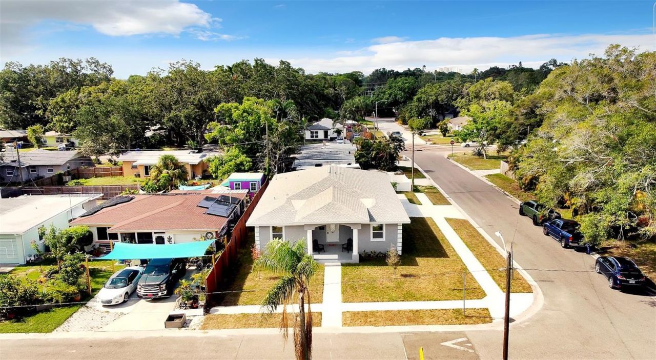 4694 Yarmouth Avenue S, Saint Petersburg, FL 33711 Photo