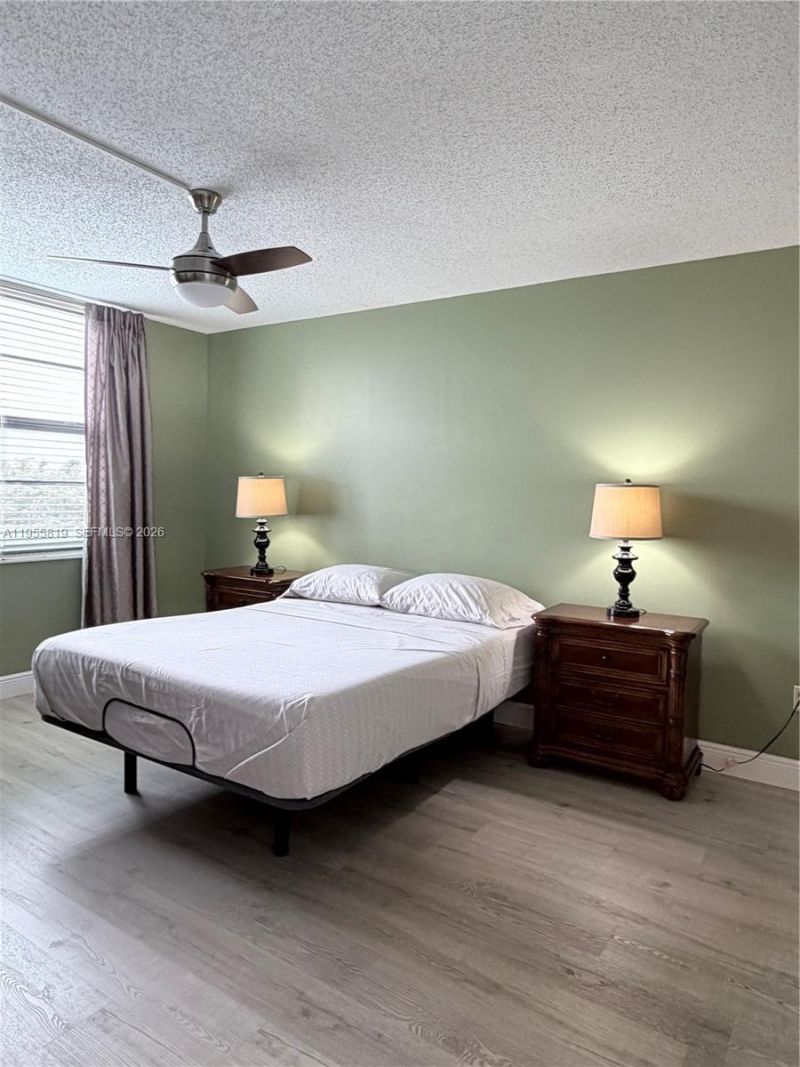 901 Colony Point Cir, Unit 505, Pembroke Pines, FL 33026 Photo