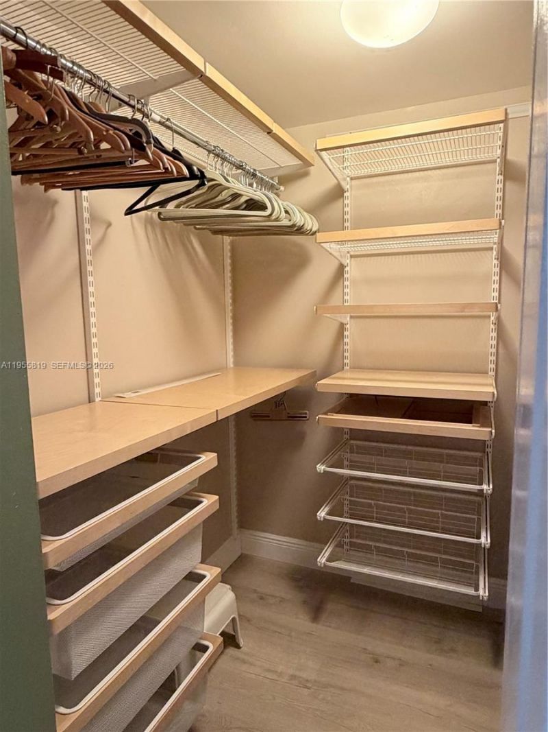 901 Colony Point Cir, Unit 505, Pembroke Pines, FL 33026 Photo