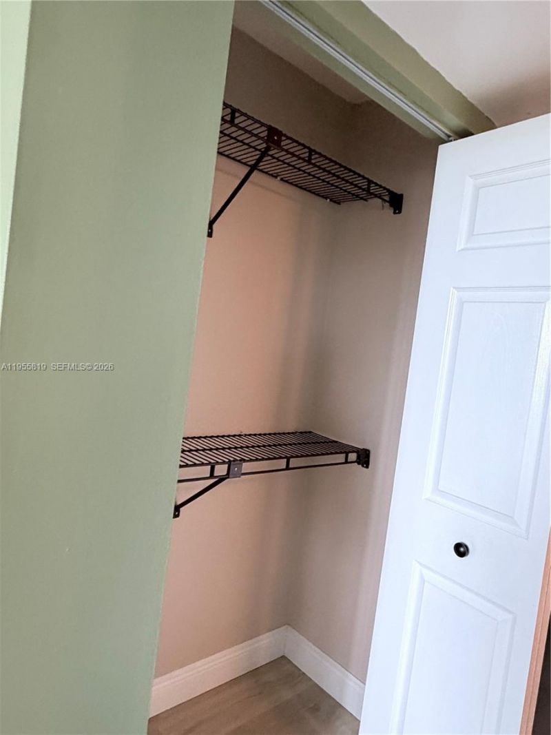 901 Colony Point Cir, Unit 505, Pembroke Pines, FL 33026 Photo