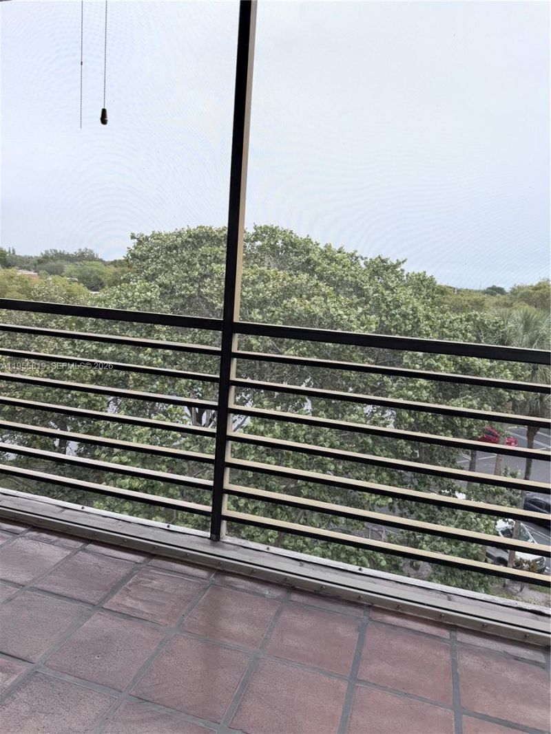 901 Colony Point Cir, Unit 505, Pembroke Pines, FL 33026 Photo