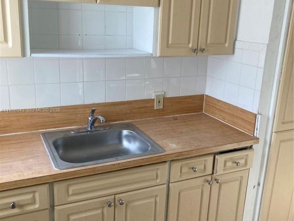 3742 SW 29th St , Unit 3742, Miami, FL 33134