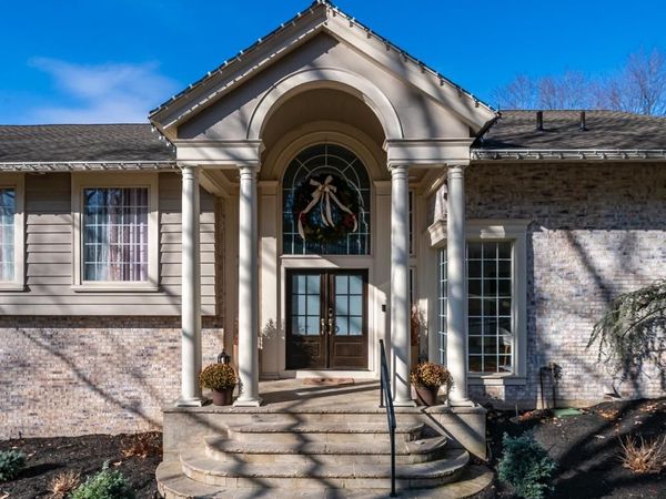 1504 OLD MILL ROAD, READING, PA 19610