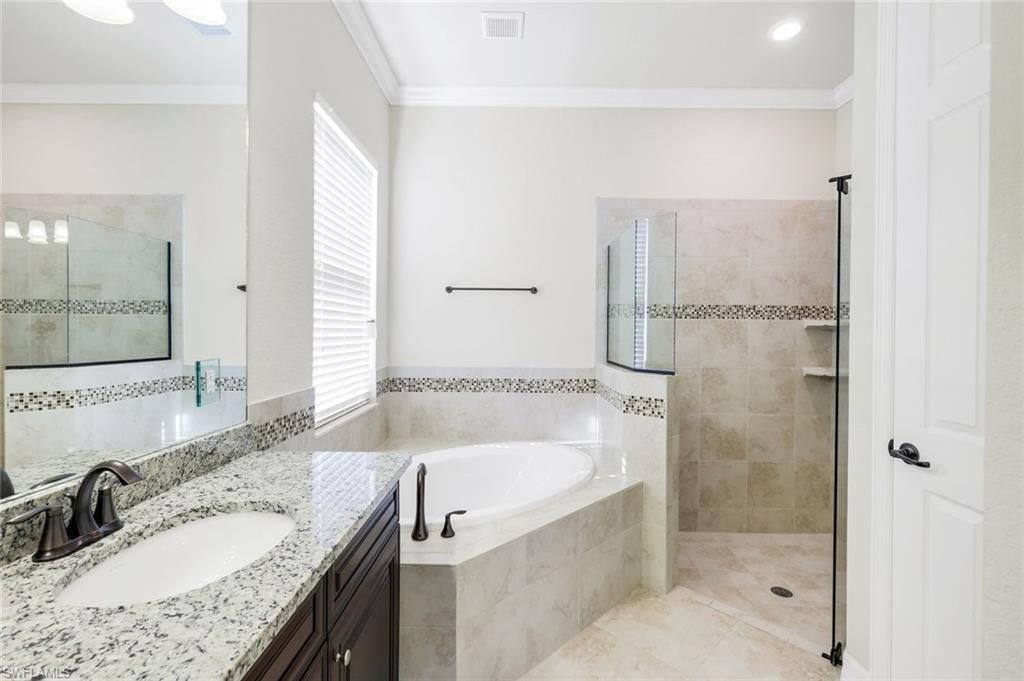 28085 Wicklow Ct, Bonita Springs, FL 34135 Photo