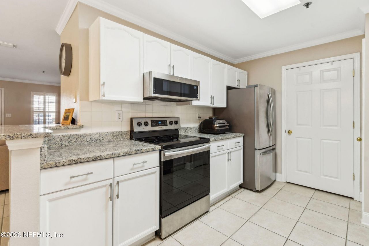 30970 Paradise Commons, Unit 316, Fernandina Beach, FL 32034 Photo