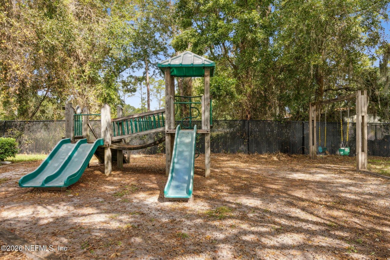 30970 Paradise Commons, Unit 316, Fernandina Beach, FL 32034 Photo